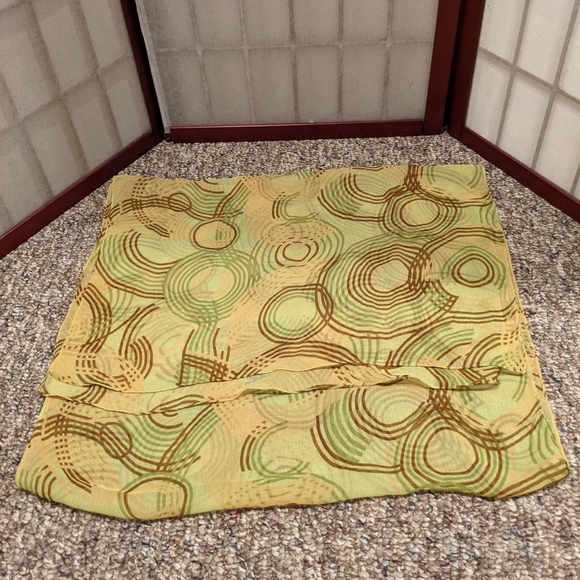 Accessories - Green and Brown Swirl Scarf